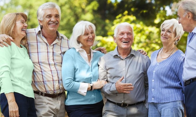 Comment maintenir une vie sociale en tant que senior pour bien vieillir ?